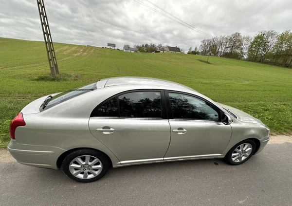 Toyota Avensis cena 19500 przebieg: 83282, rok produkcji 2007 z Mirsk małe 742